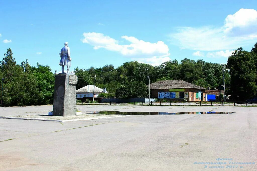 Погода станица кировская на неделю. Станица Кировская Кагальницкий район. Станица Кировская Кагальницкий район Ростовская область. Станица Кагальницкая Ростовской. Площадь станицы Кировская Кагальницкого района.