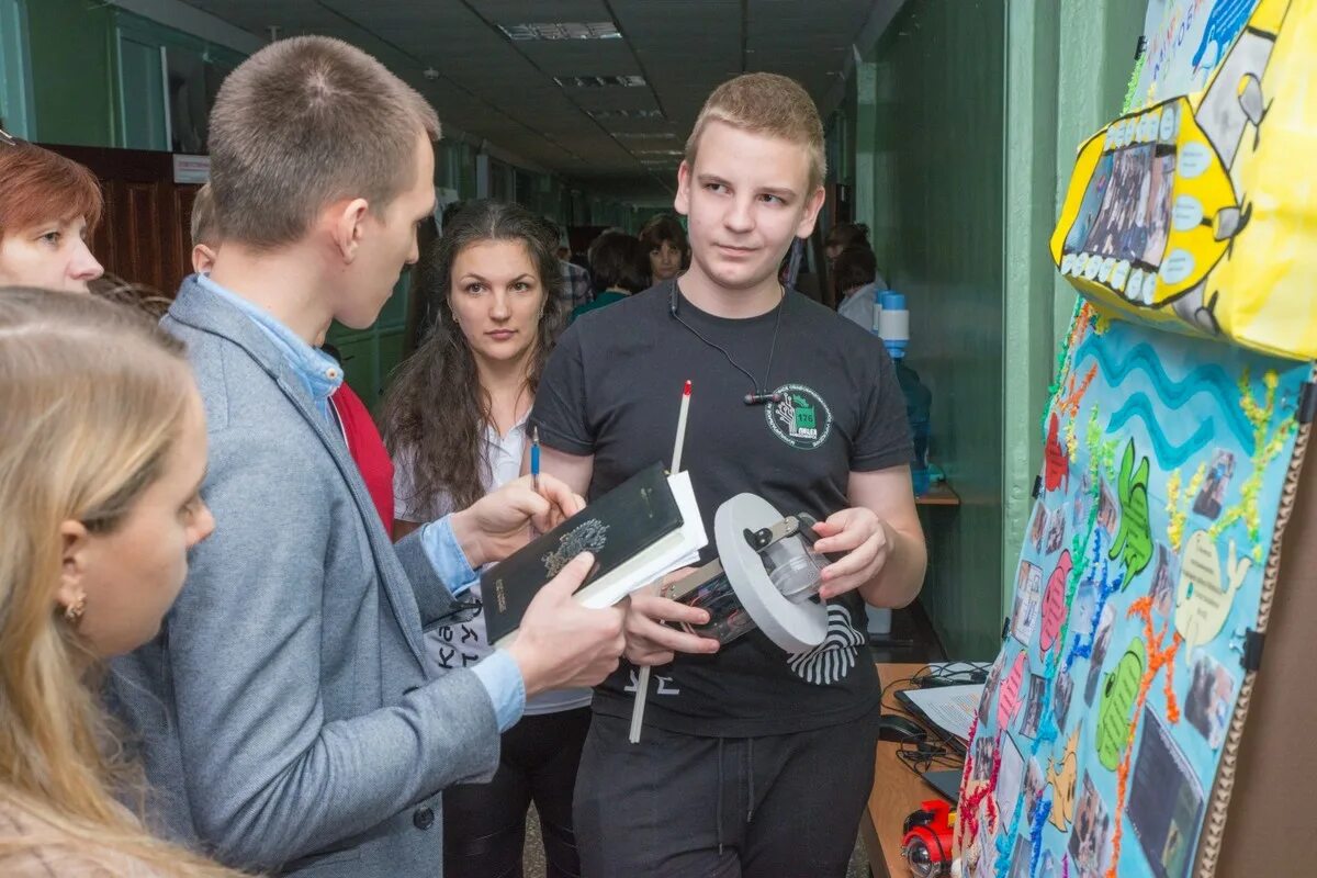 Кампус молодежных инноваций. Кампус молодежных. Кампус молодежных. Кампус молодежных инноваций брендбук. «дата-кампус.