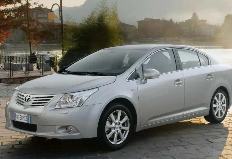 Параметры тойота авенсис. Toyota Avensis 2009. Тойота Авенсис 3 2009. Тойота Авенсис седан 2009. Toyota Avensis 2010.