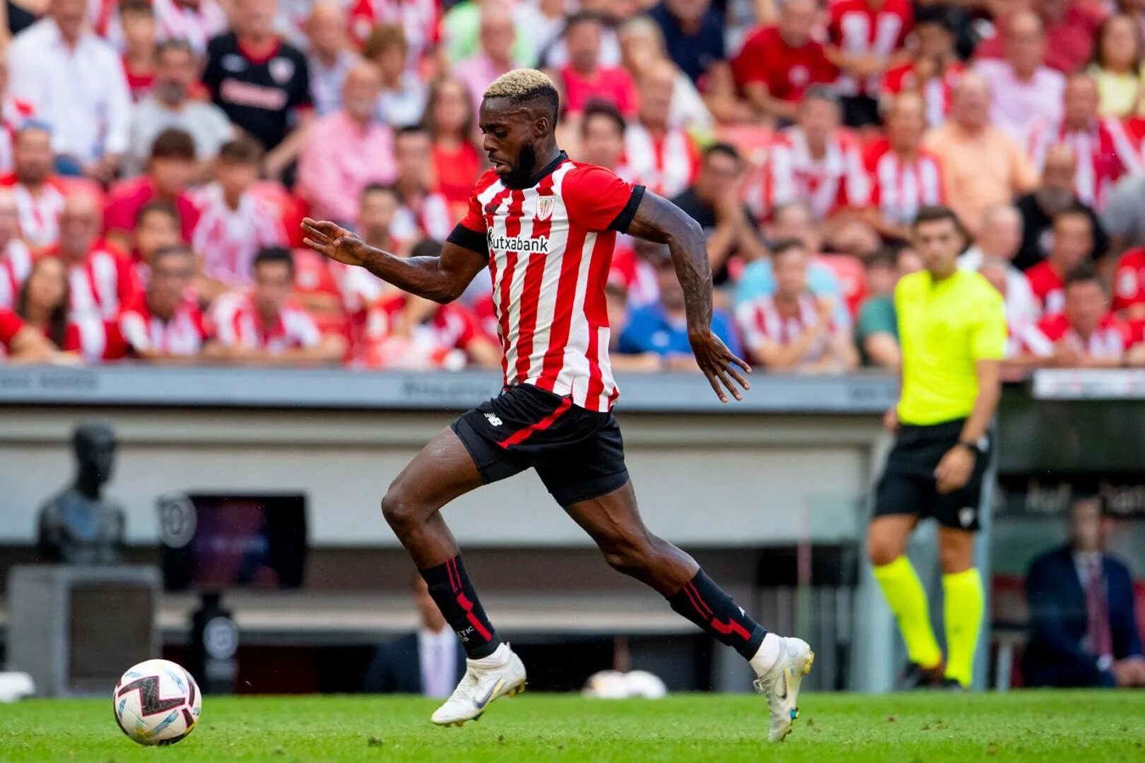 Атлетик б жирона прогноз. Inaki williams. жирона атлетик бильбао. уильямс бильбао. фернандо льоренте игроки фк «атлетик бильбао».