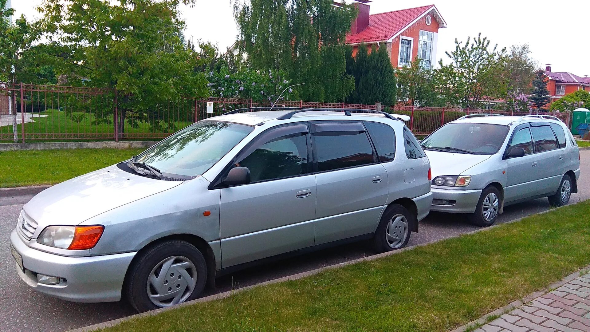 2 дизель. Тойота пикник 2. 2 дизель. Toyota picnic 2000. Тойота пикник 2000г.