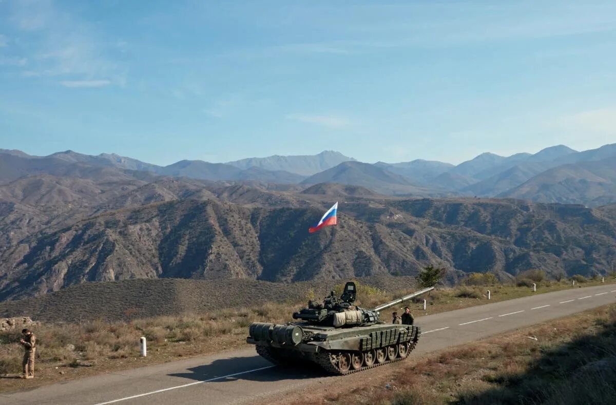 Карабах вывод войск. Нагорный карабах 2025. российские миротворцы в нагорном карабахе 2025. степанакерт нагорный карабах миротворцы. нагорной карабах азербайджанские войска.