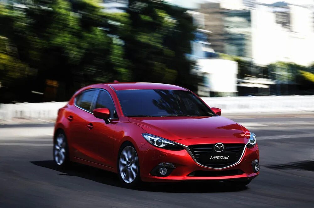 Мазда купить новую в россии. Mazda 3 Hatchback 2014. Мазда 3 скайактив 1.5. Мазда 3 2015 года. Мазда 3 хэтчбек 2014.
