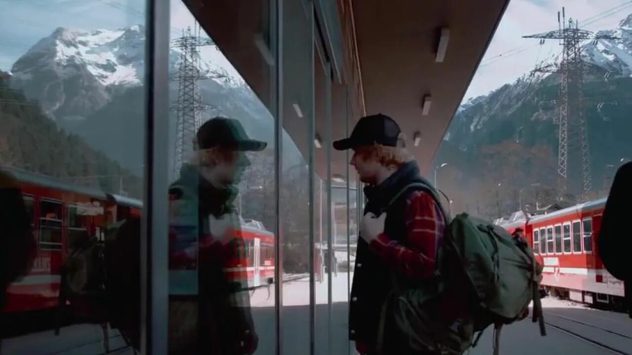 Perfect ed sheeran актриса из клипа. Эд ширан перфект актриса. Эд ширан перфект. Perfect эд ширан. Эд ширан перфект зои дойч.