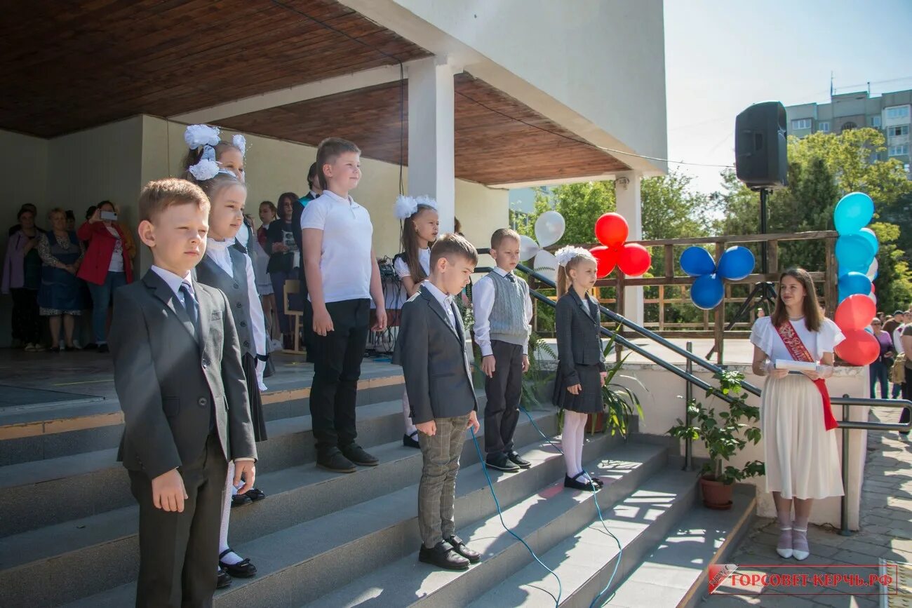 адреса школ керчи