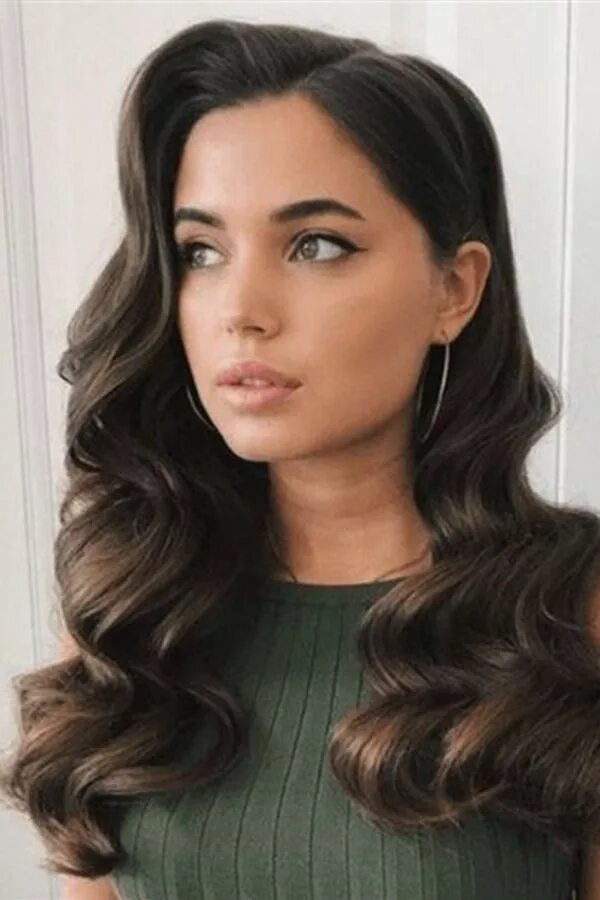 Hollywood waves Down hairstyles for long hair, Curls for long hair, Long hair wa