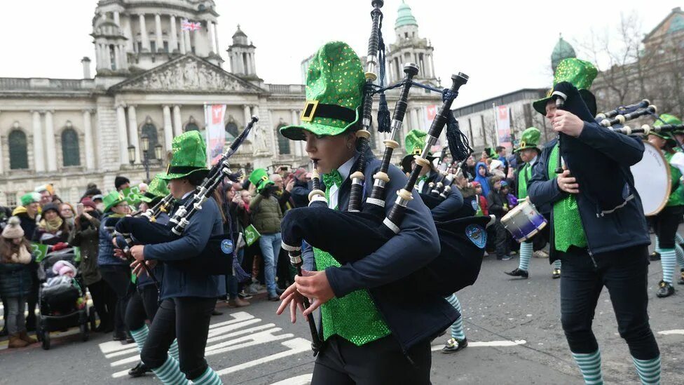 What old irish traditions. День Святого Патрика в Ирландии. Северная Ирландия Святой Патрик. Национальный праздник Ирландии день Святого Патрика. День Святого Патрика -St. Patrick's Day..