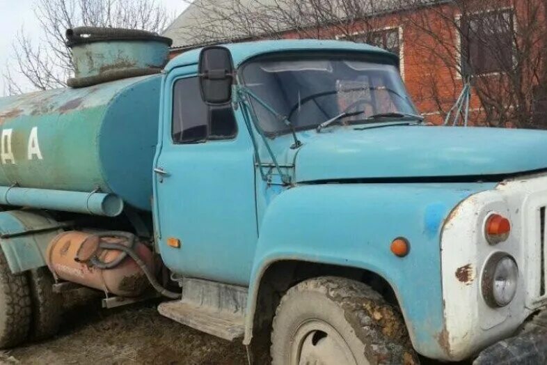 Газ 53 ставропольский край. Газ 53 водовозка. газ 53 фуруши водовоз. газ 3307 водовоз. газ 52 водовозка.