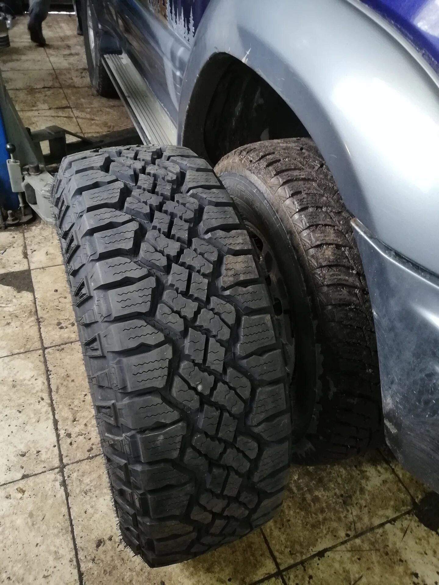 Купить резину 265 70 r16. Wrangler Duratrac 265 70 r16. Goodyear Wrangler 265/70 r16. Goodyear Duratrac 265/75 r16. Goodyear Wrangler Duratrac 265/70 r16 112q.