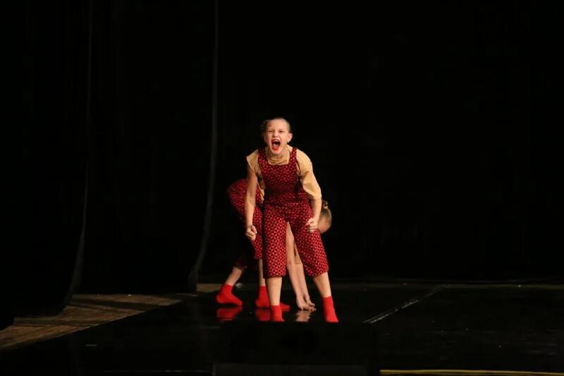 Выкрутасы судьбы малинка дзен. Выкрутасы постер. Выкрутасы фильм 2011. Константин хабенский выкрутасы. Выкрутасы судьбы малинка дзен.