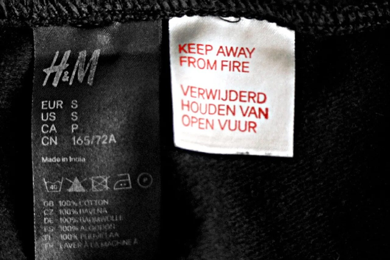 Open away. Этикетка h&amp;m. составники для одежды. бирка hm. keep away from fire одежда.