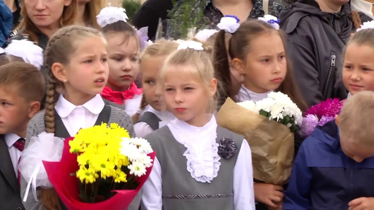 Журнал классическая школа гурьевска. Гурьевская гимназия. Гимназия города Гурьевска Калининградской области. Школа Гурьевск гимназия. Классическая школа Гурьевск Калининградская.