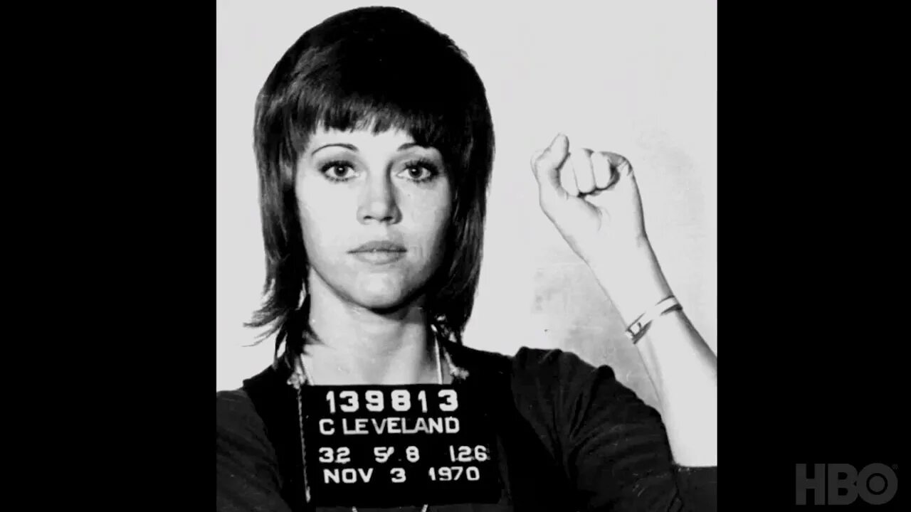 5 акт жизни. Hanoi Jane. Джейн фонда во Вьетнаме. Jane Fonda in Vietnam. Джейн фонда на митинге 1972.