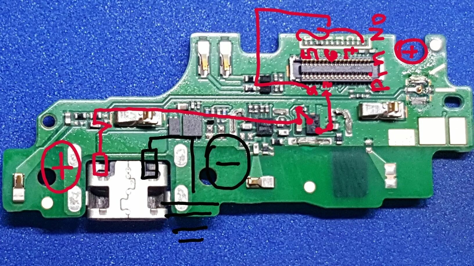 Почему не заряжается хонор. Honor 9c не заряжается solution. Honor 4c схема платы. Индикатор хонор 10 лайт. Honor 4x charger ways.