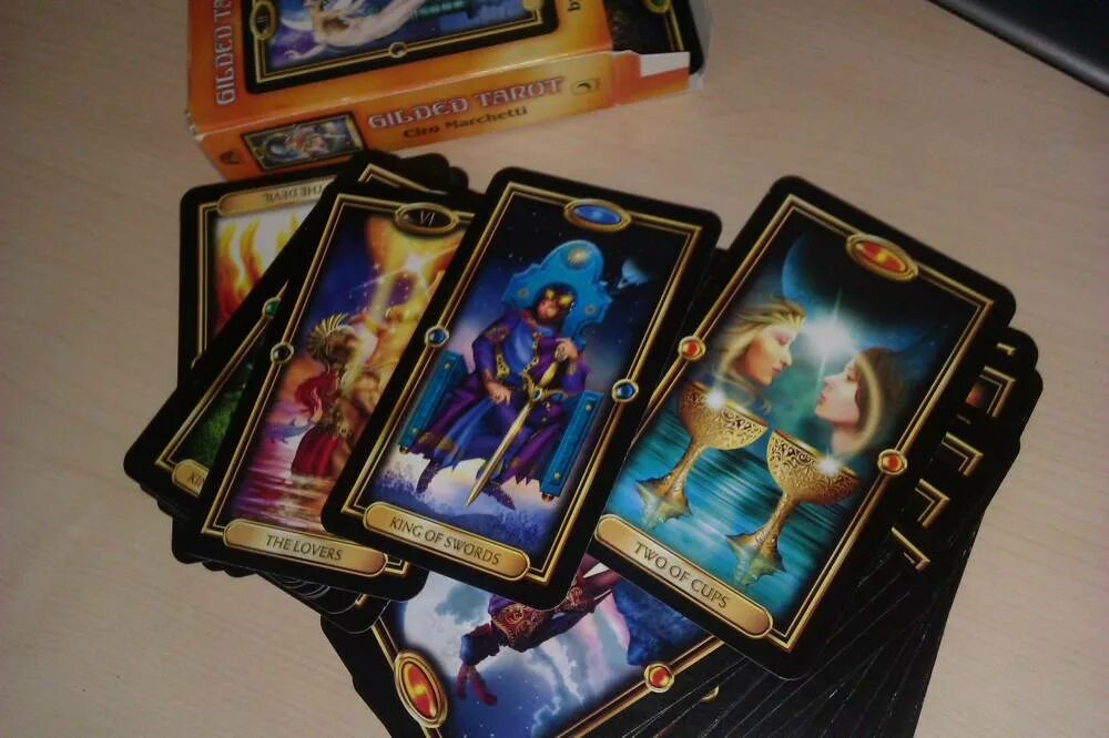 Какая колода таро для чего подходит. Какая колода таро для чего подходит. Какая колода таро для чего подходит. Много колод таро. Красивые колоды таро.