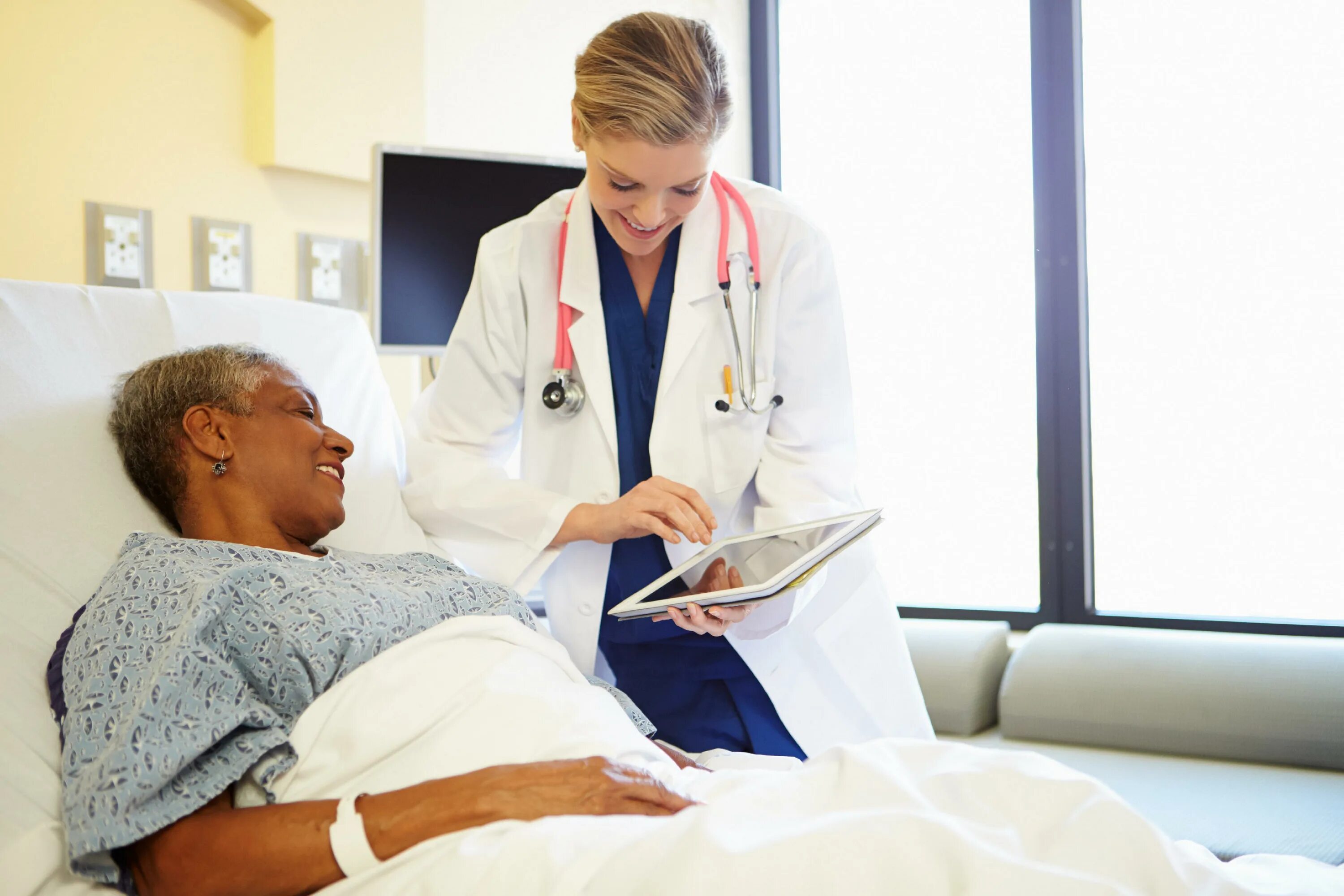 A nurse help sick people. Help sick people картинка. Африканский врач. Help sick people. A doctor is a person who.