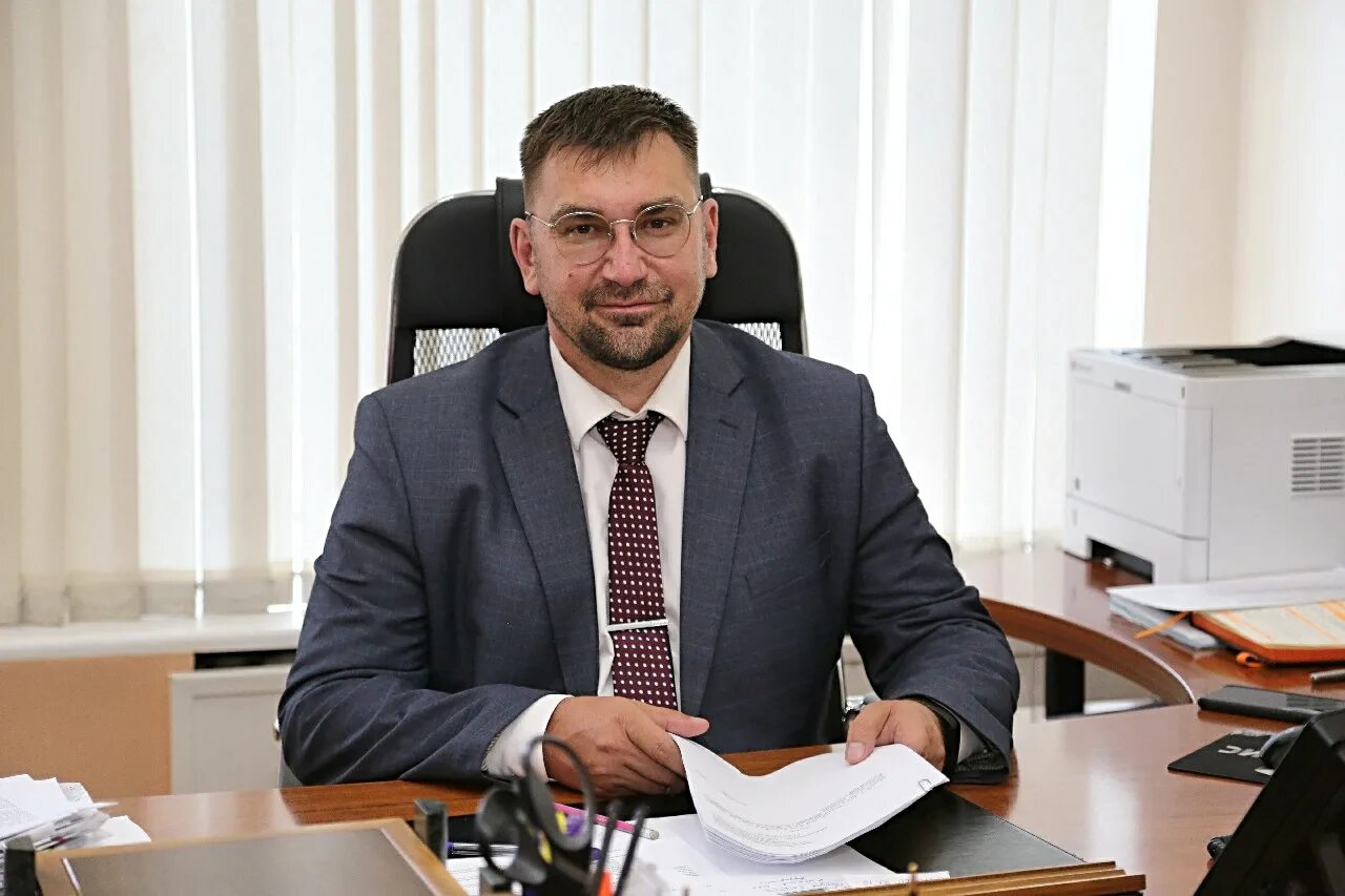 Наталья соколова вице мэр владивостока. Руководитель департамент земельных. Наталья соколова владивосток администрация. Руководитель департамент земельных. Иванов дзоиг.