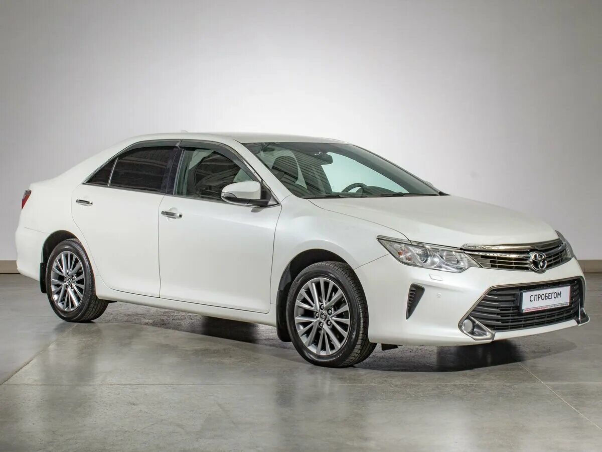 Toyota camry в аренду с выкупом.