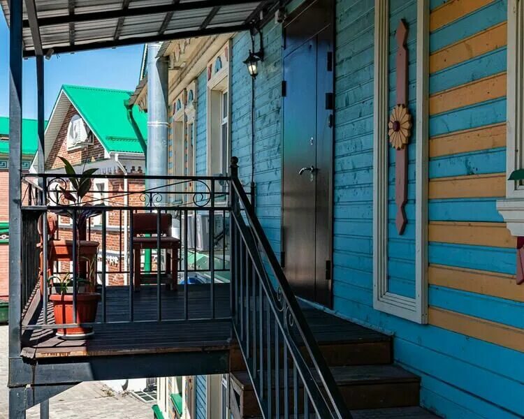 Хостел кунак казань. Kunak house краснооктябрьская ул 15. Хостел кунак казань. Кунак хаус понежукай. Отель кунак казань.
