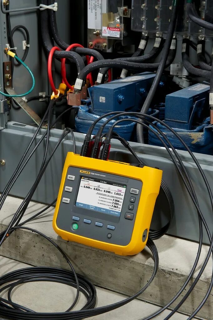 Fluke 30. Анализатор fluke 437 series ii. Анализатор качества электроэнергии 3-х фазной. Энерготестер пкэ-06-1. Анализатор качества электроэнергии щитовой.
