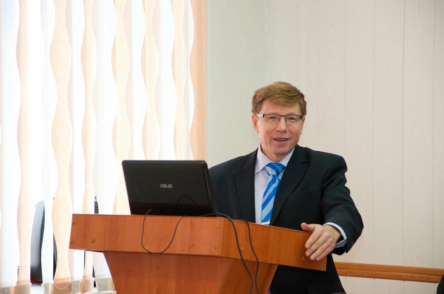 Ректор самарского аграрного университета машков. Гусар светлана александровна ярославль. Руководитель сельхозакадемии. Российская академия сельскохозяйственных наук расхн. Ректор сельхозакадемии ижевск.