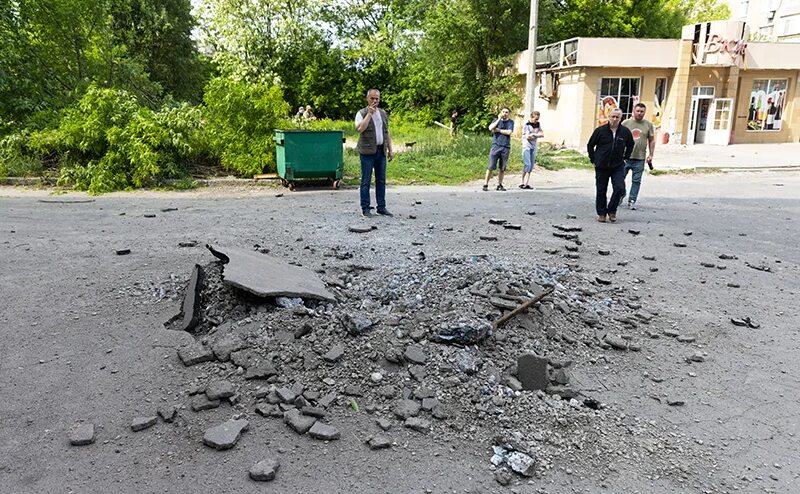 Гибнут мирные жители. Жертвы мирных жителей Украина.
