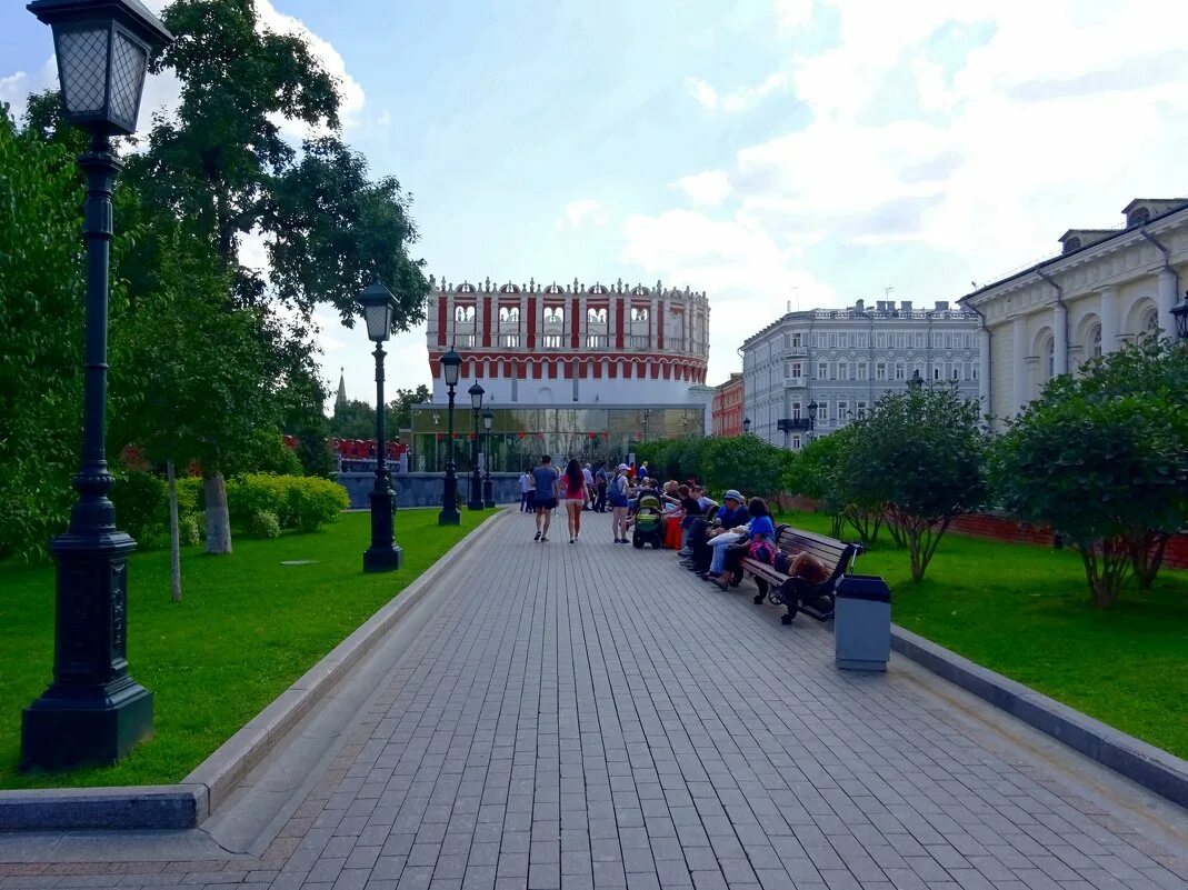 Александровский сад работа. Александровский сад москва. александровский сад малоярославец. александровский сад киржач. александровский сад екатеринбург.