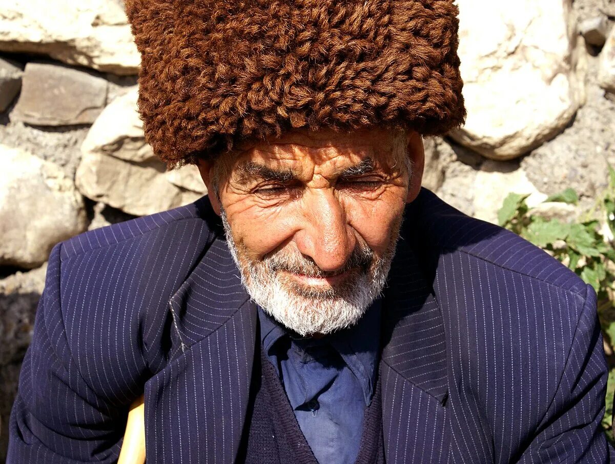 Аксакалы казахстана. Аксакалы дагестана. Аксакал карачаевец. Ингуши аксакалы. Аксакалы туркмении.