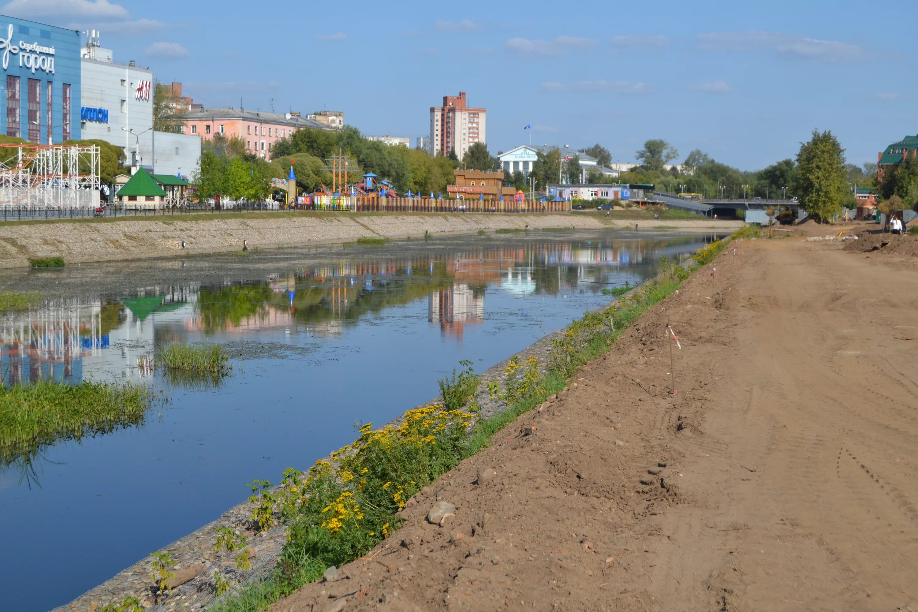 Река уводь. Река Уводь Иваново. Набережная уводи Иваново. Город Иваново река Уводь. Набережная серебряного города Иваново.