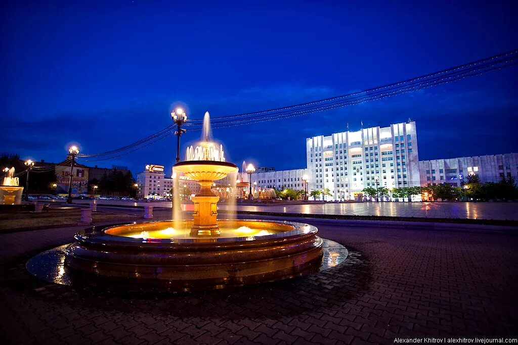 Г Хабаровск Хабаровский край. Площадь Ленина Хабаровск ночью. Ночная площадь Комсомольская Хабаровск. Хабаровск центр города вечер.