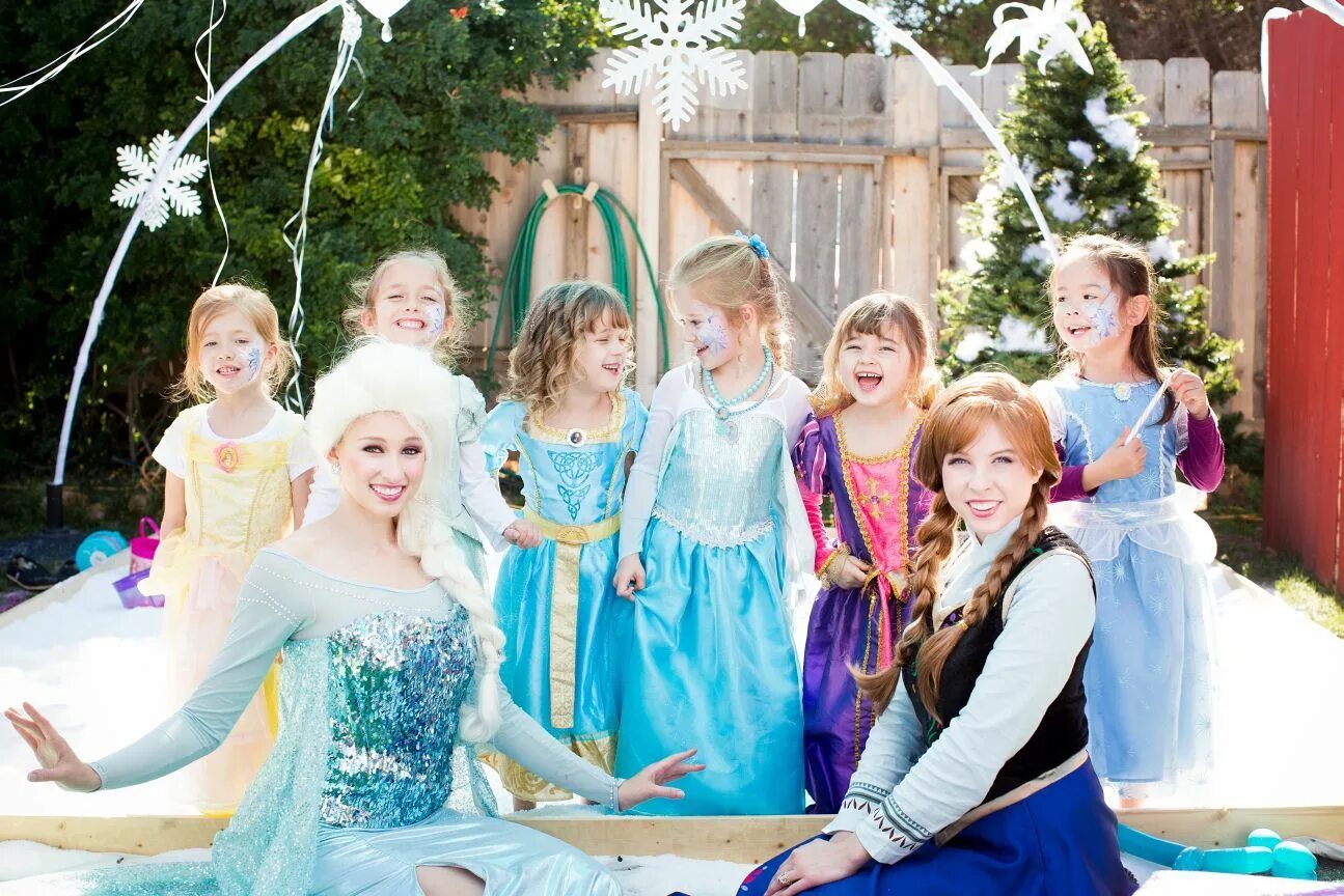 Вечеринка принцесс девочек. Snow party kids 2025. Frozen themed birthday party. Театр искусственный снег. Snow party kids 2025.