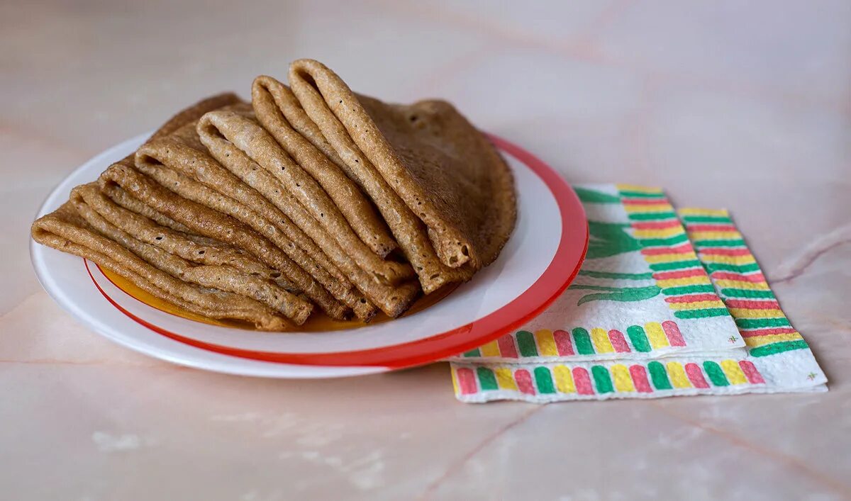 блинчики из гречневой муки. блины из гречневой муки на воде. блины из гречневой муки. блины из гречневой муки. блины из гречневой муки на воде.