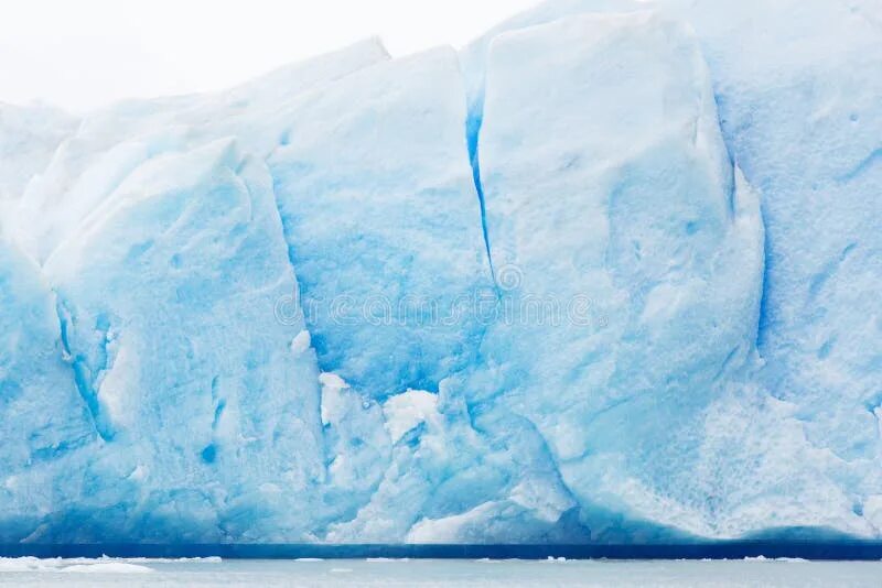 Grey glacier. Ледник грей чили. ледники серые. цвет glacier. ледник на прозрачном фоне.