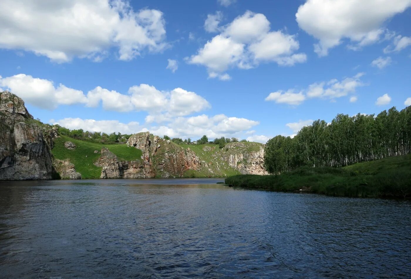 Берега реки исеть. Берега реки исеть. Река исеть в каменске уральском. Река исеть екатеринбург. Река исеть екатеринбург.