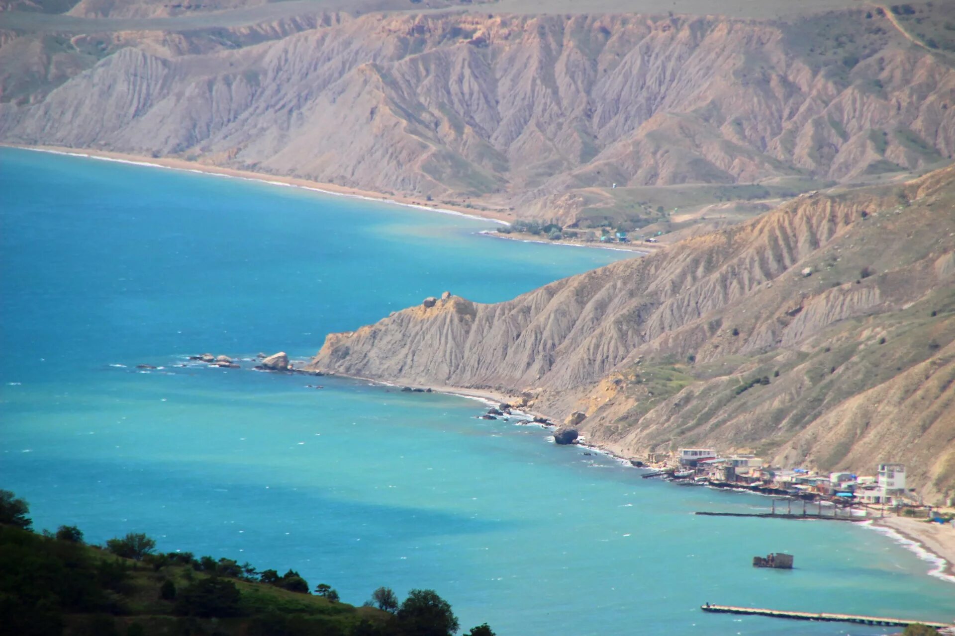 Село орджоникидзе. Пляж Краснячка в Орджоникидзе. Орджоникидзе Крым. Орджоникидзе Крым пляж Краснячка. Орджоникидзе Крым фото 2022.