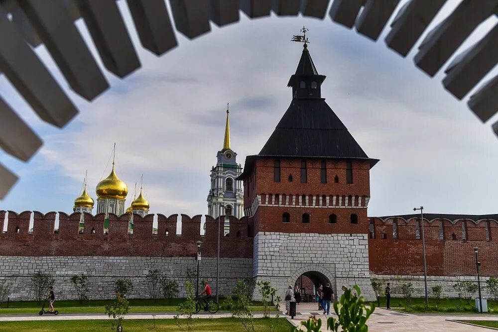 Кремль как воинская крепость. Тульский Кремль Тула. Башня водяных ворот тульского Кремля. Тула Кремль Одоевская башня. Казанская башня тульского Кремля.