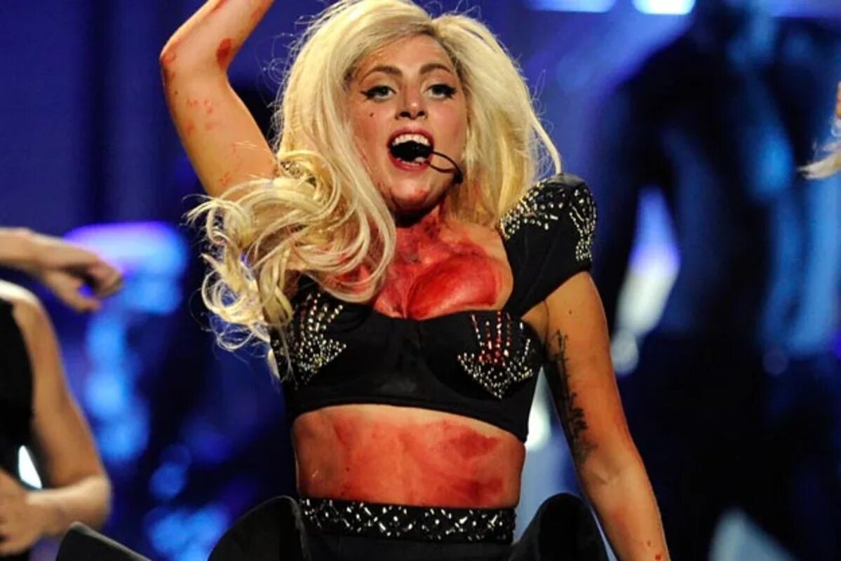 Леди гага. Make up. Леди гага красная волчанка. Lady gaga. Леди гага гага.