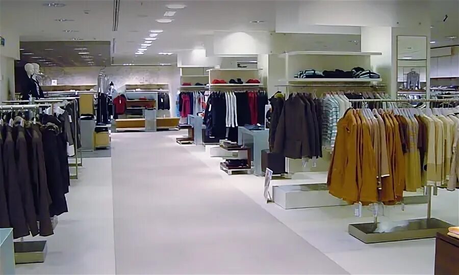 Чистые пруды сейчас. Чистопрудный бульвар 9с1. Чистопрудный бульвар москва. Комиссионка обувь. Мода сегодня на чистых прудах.