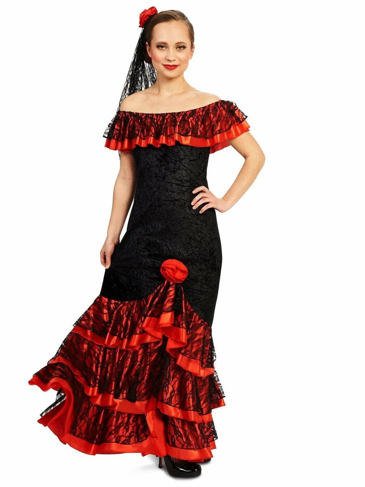 Испанское платье. Традиционная одежда испанцев. Испанский народный национальный костюм махо. Испания одежда. Испания одежда.