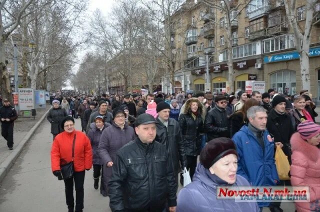 Антимайдан Херсон. Антимайдан в Херсоне 2014. Бердянск Антимайдан.