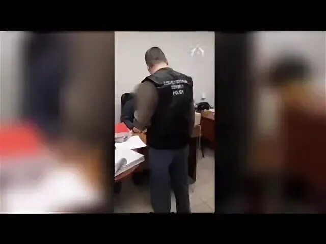Обыск в ломбарде