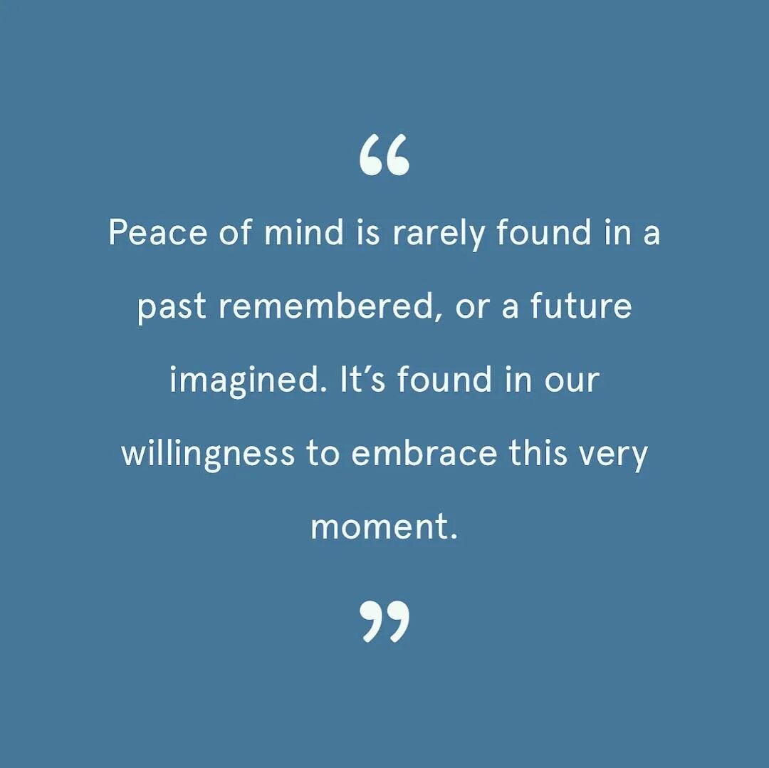 The key of life is peace. Pictures about peace. Peace life перевод. Peace out картинки. Peace life перевод.