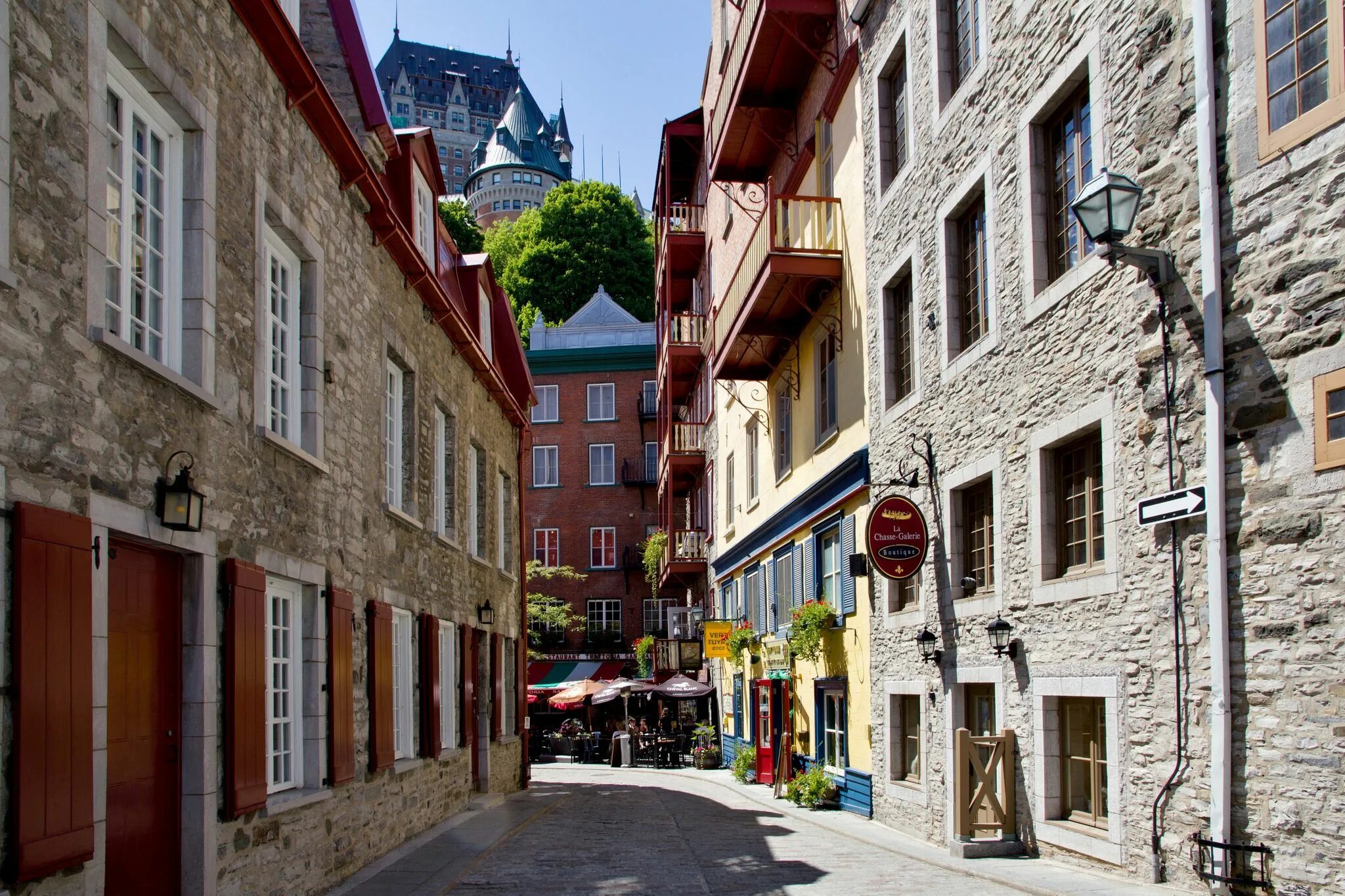 This old town. Монреаль провинция Квебек. Квебек старый город. Квебек Сити старый город. Старый Квебек (фр. Vieux-Québec).