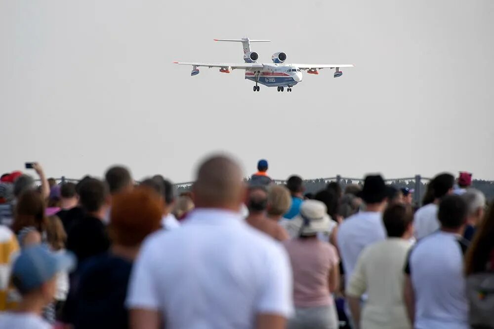 Авиасалон Макс 2019 в Жуковском. Макс 2021 Жуковский. Авиасалон Макс 2021. Макс 2014 в Жуковском.