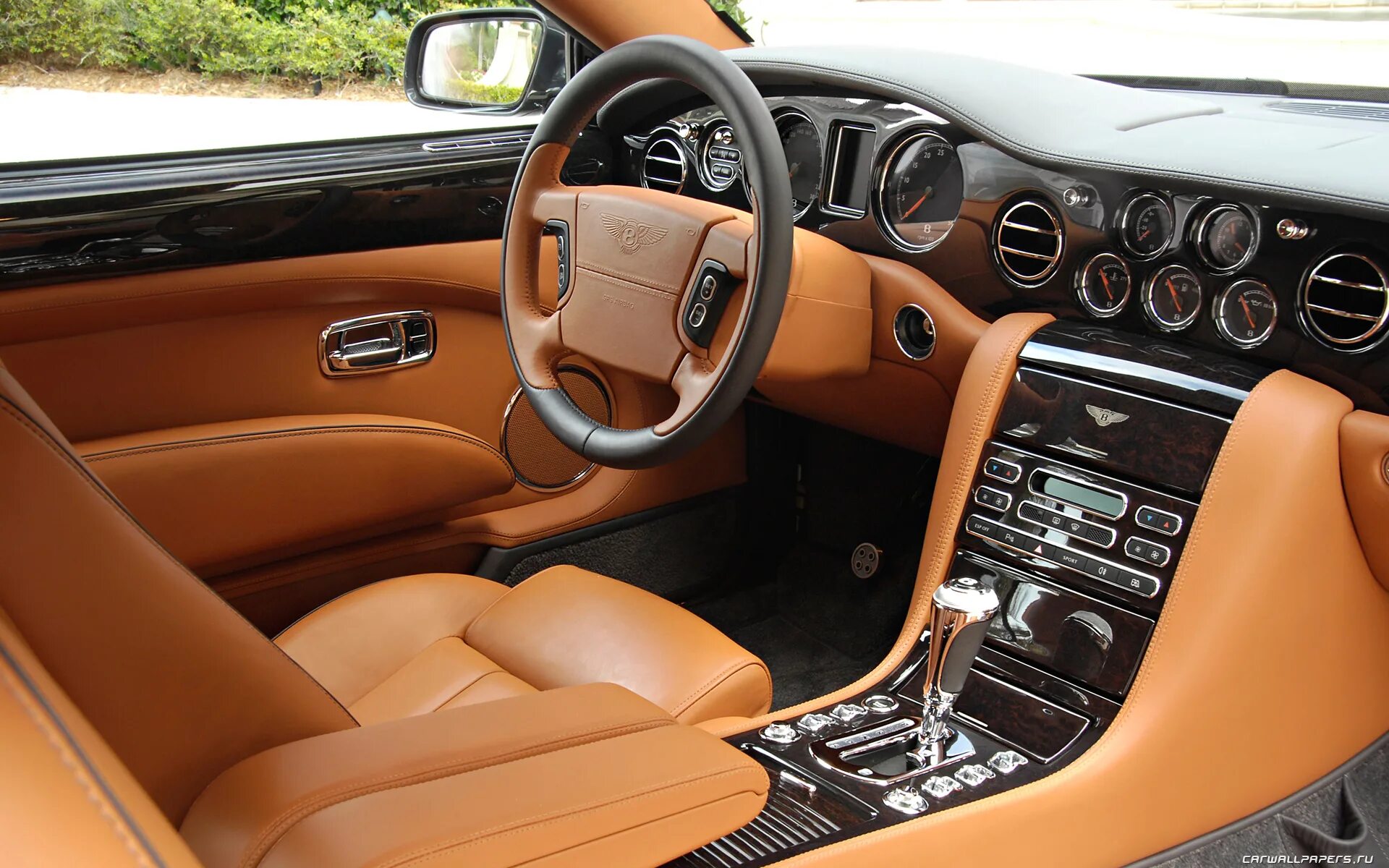 Bentley flying spur mulliner 2022. салон разных машин. Ferrari 612 interior. салон разных машин.