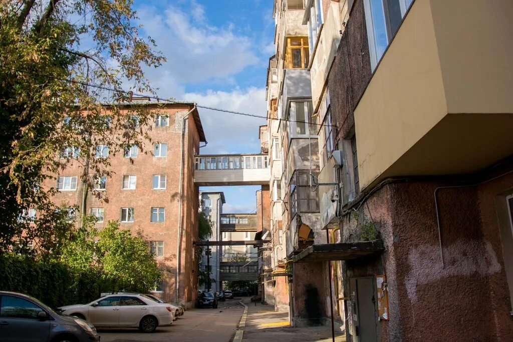 Дома коммуны культурная революция. Дом коммуна железнодорожников нижний новгород. Дом коммуна культурная революция. Культурная революция на пискунова дом. Дом коммуна нижний новгород.