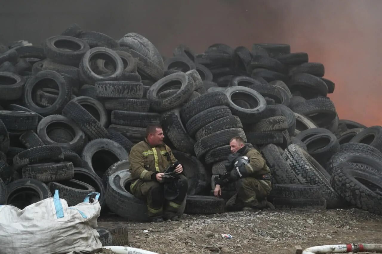 Приколы росгвардии. Напомни 14. Горит склад покрышек. Советская. Убийство чиновника в тамбове.