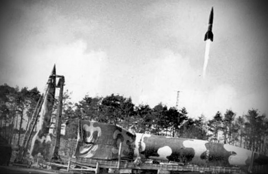 Создатель ракеты на жидком топливе. Первая Советская жидкостная ракета «ГИРД-09». ГИРД 09 ракета. 17 Августа 1933 испытана первая Советская ракета на жидком топливе. Первая Советская ракета на жидком топливе Королев.