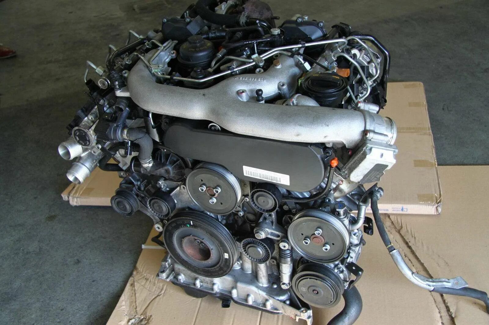 Купить двигатель ауди 2.5. Двигатель Ауди ку7 3.0. ДВС Ауди q7 3.0 дизель. Двигатель Ауди ку 7 3.0 дизель. Audi CCWA 3 TDI.