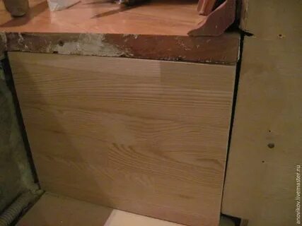 Чем приклеить дерево к бетону